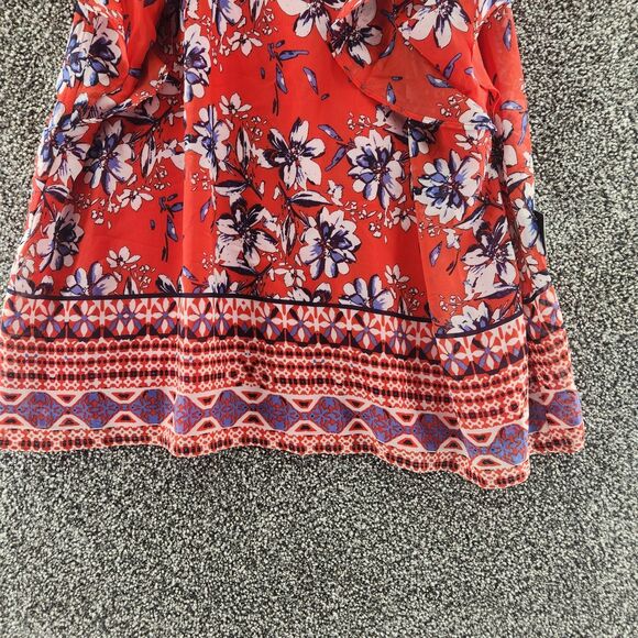 AGB Large Multicolor Red Blue Floral NWT Short Sleeve Blouse - Picture 2 of 9
